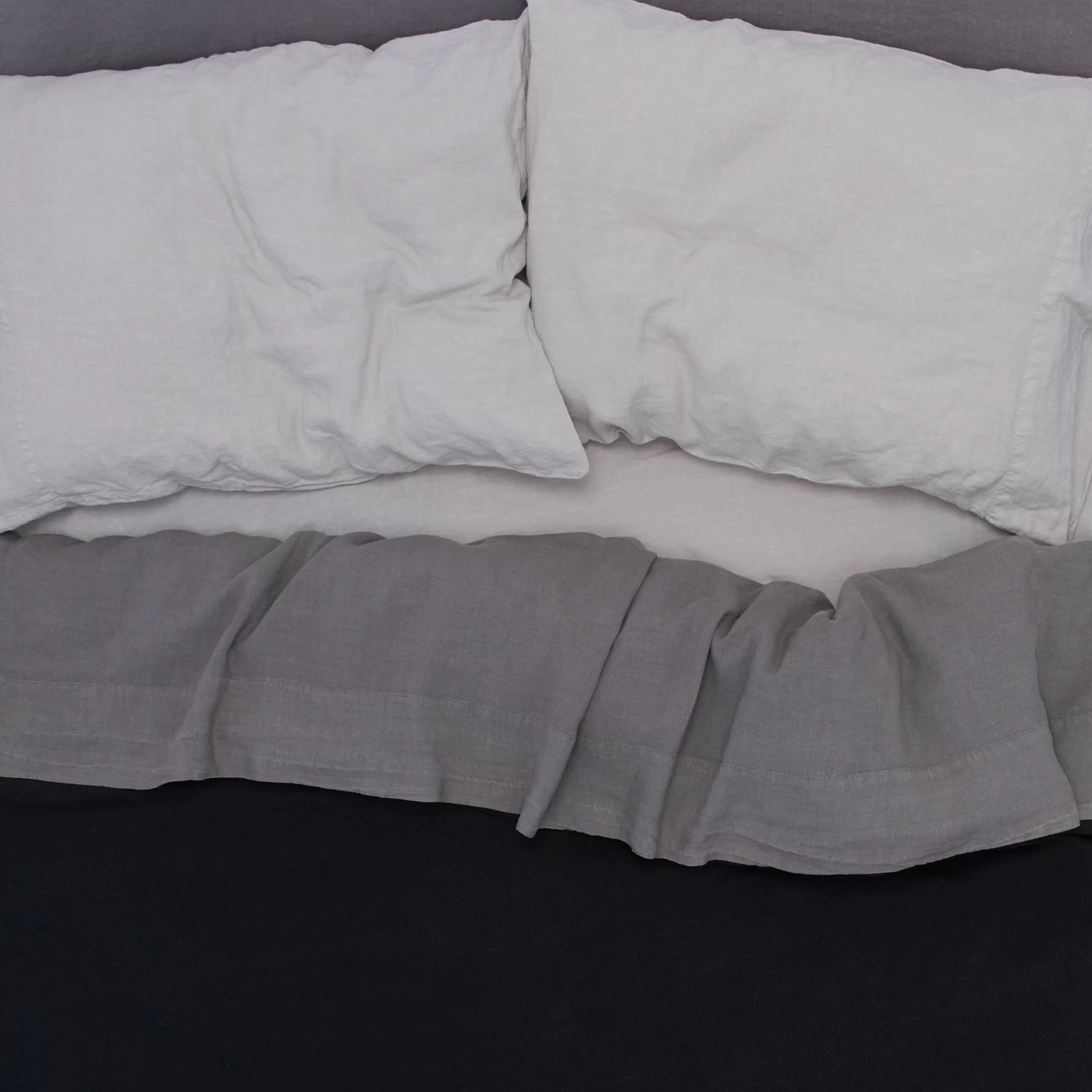 Simple Linen Duvet - Light Grey - Image 4