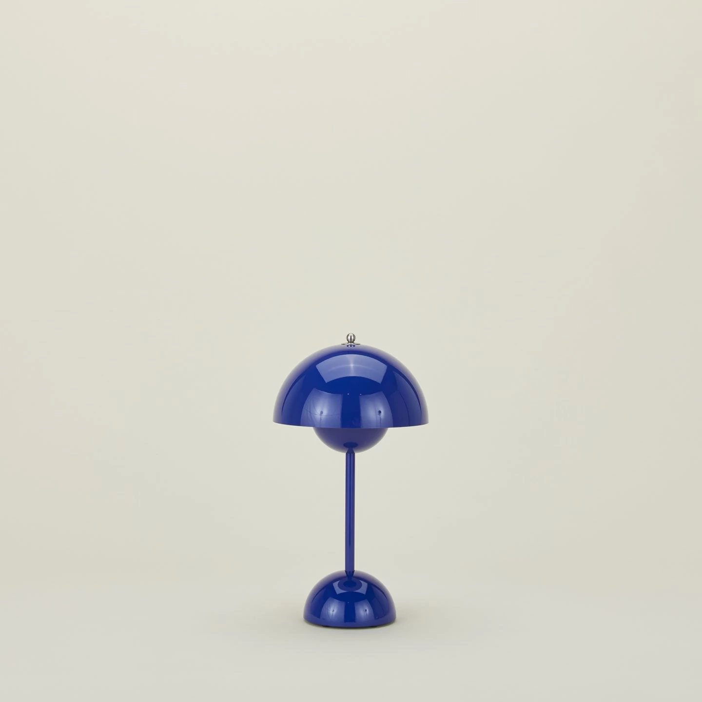 &Tradition Flowerpot Portable Lamp - Cobalt - Image 2