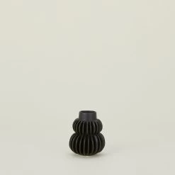 Bloomingville Pleated Stoneware Vase - Black