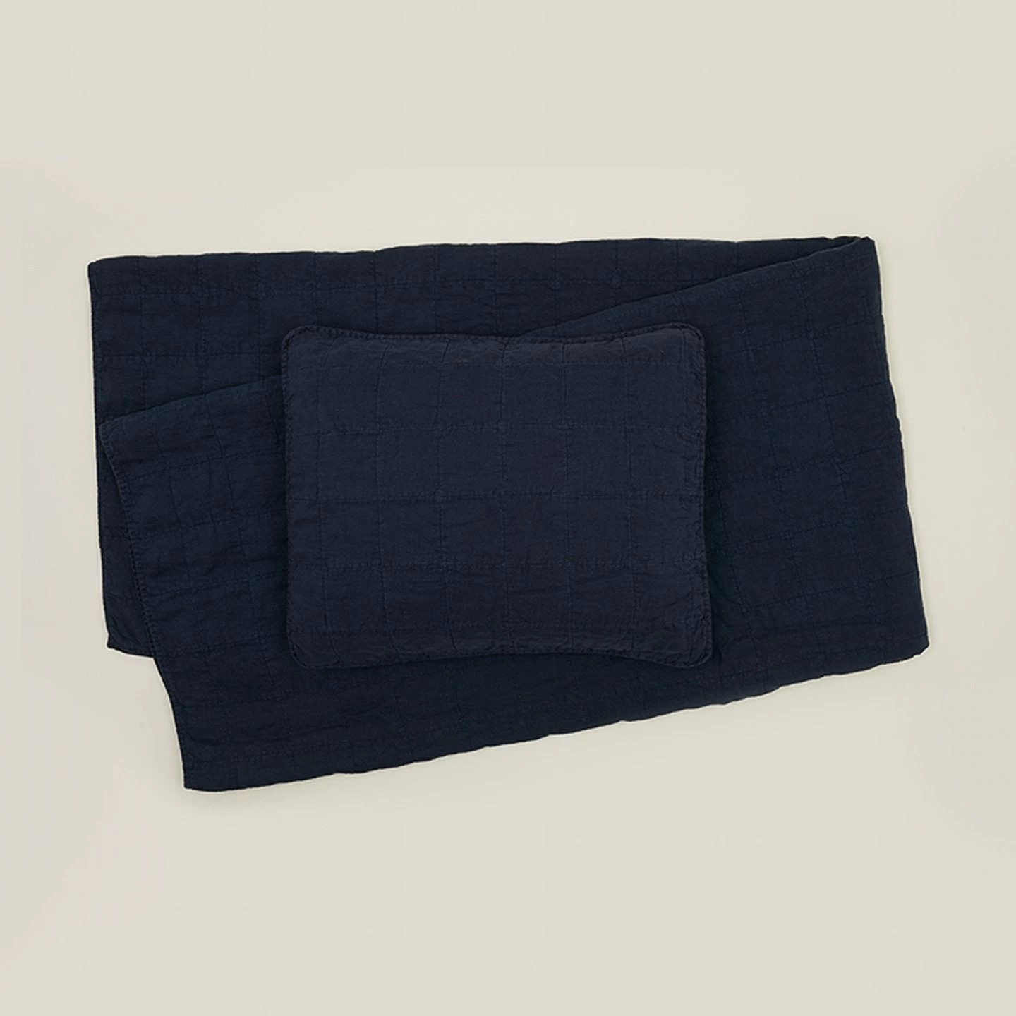 Simple Linen Quilt - Navy - Image 3