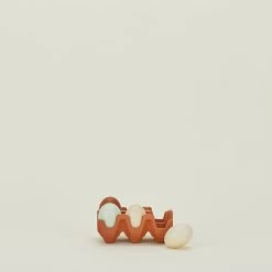 KIKKERLAND Terracotta Egg Holder